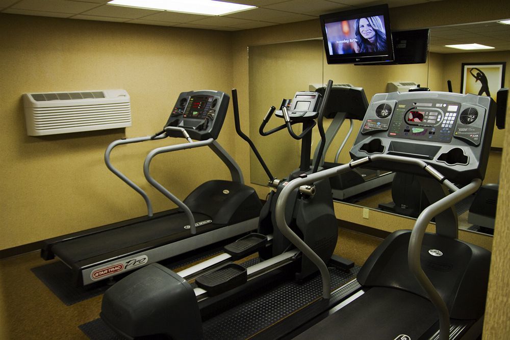 Howard Johnson By Wyndham Portsmouth Facilities photo